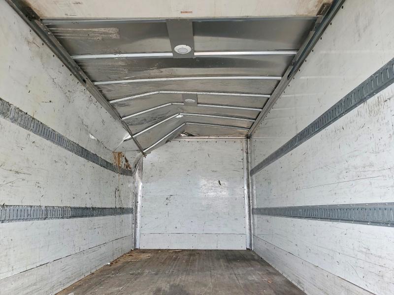 2019 Hino 195 box Truck