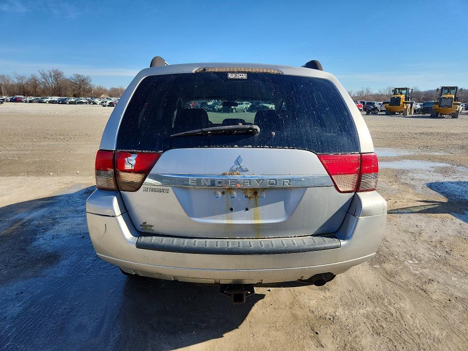 2010 Mitsubishi Endeavor ls