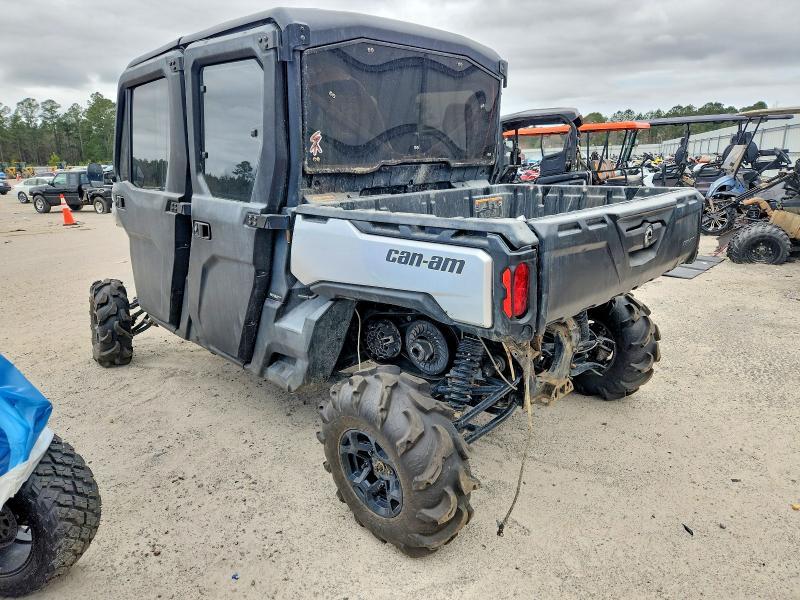 2021 Can-Am Defender HD 10