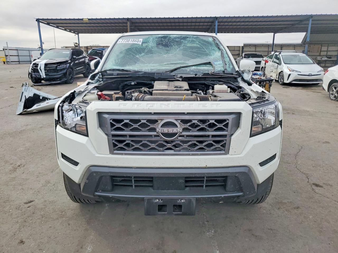 2022 Nissan Frontier SV
