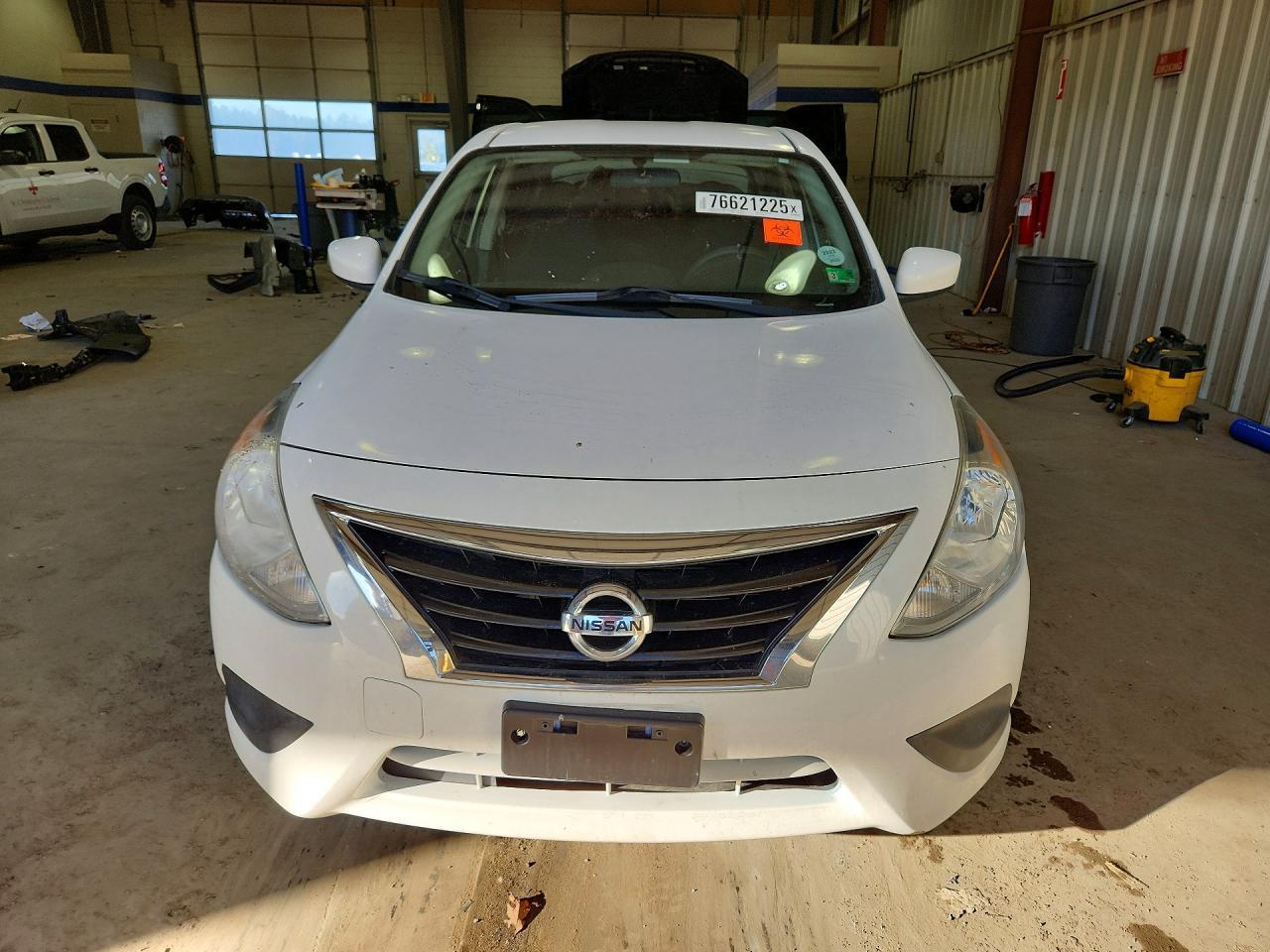 2016 Niss Versa