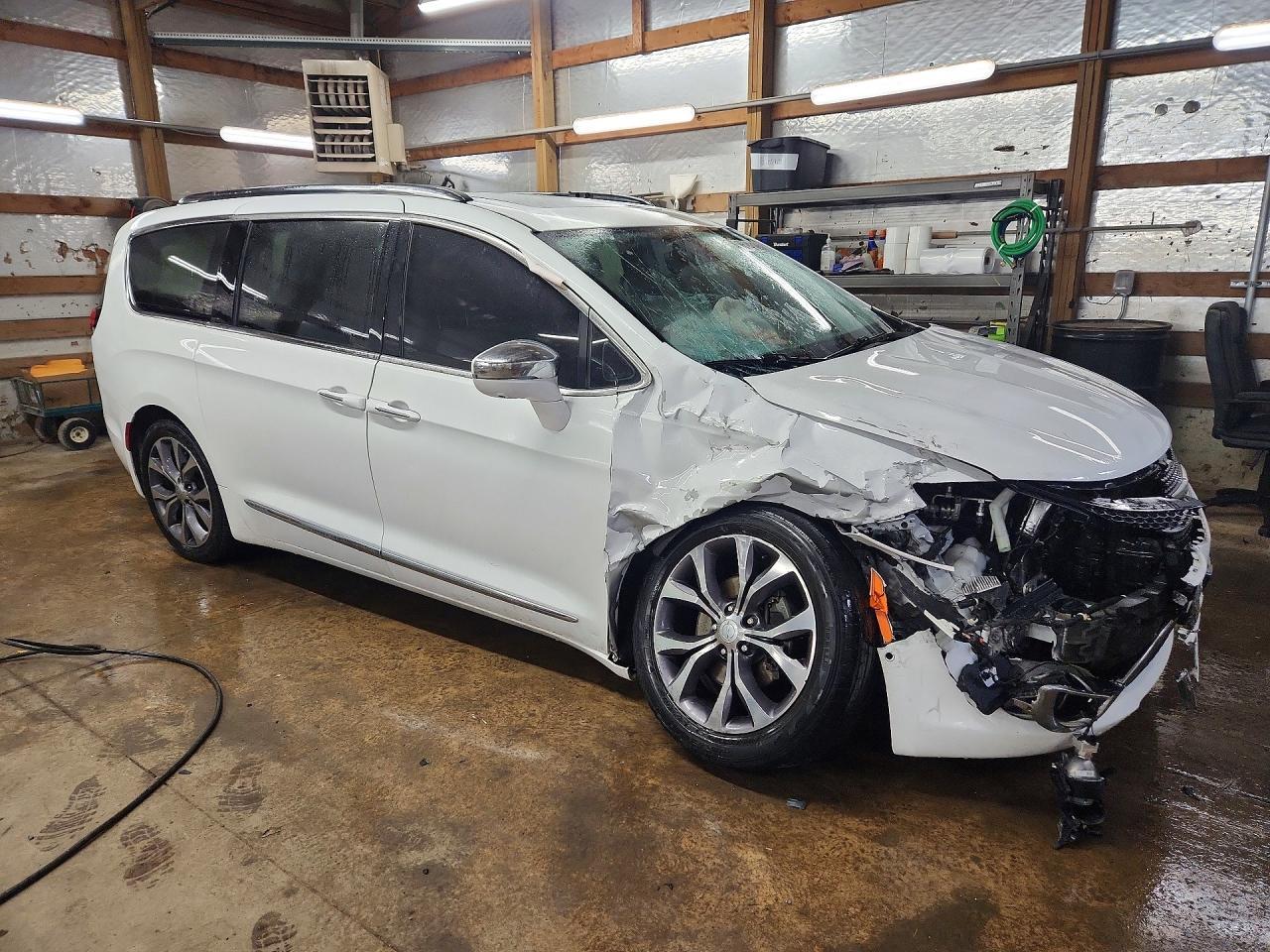 2017 Chrysler Pacifica Limited