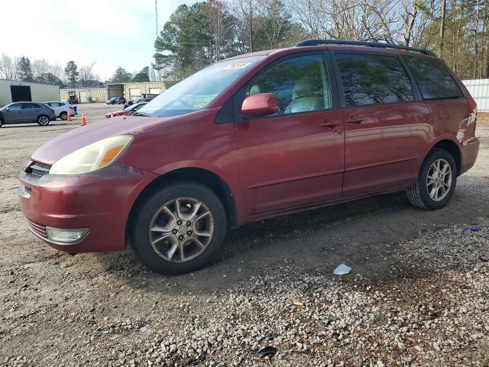 2005 Toyota Sienna xle