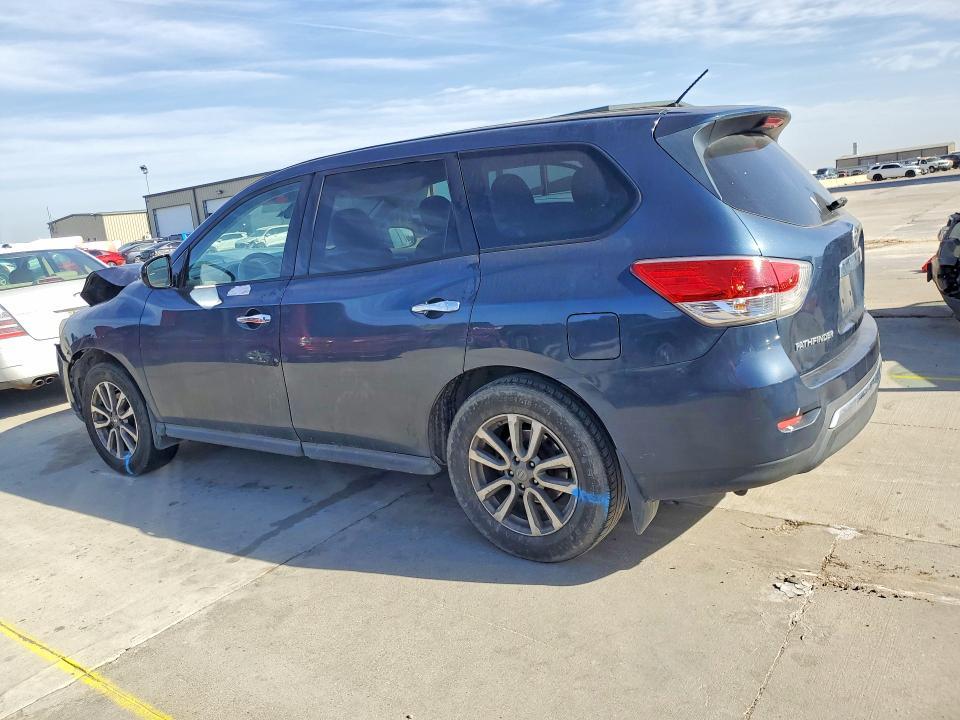 2014 Nissan Pathfinder s