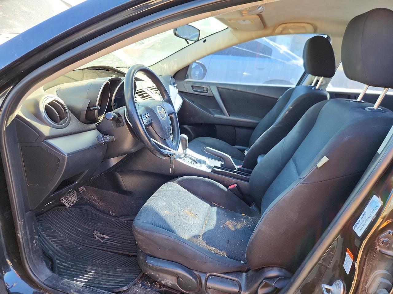 2010 Mazda 3 I
