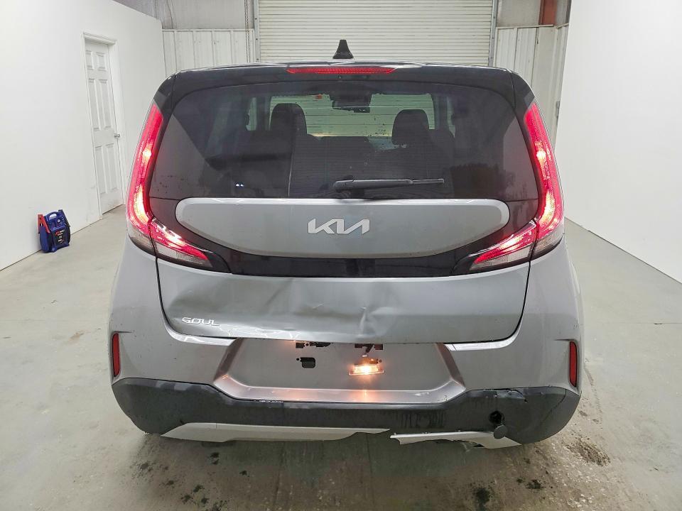 2025 KIA Soul lx