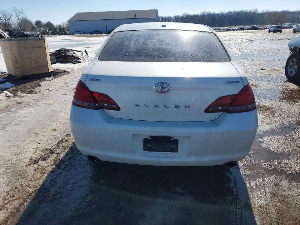 2009 Toyota Avalon xl