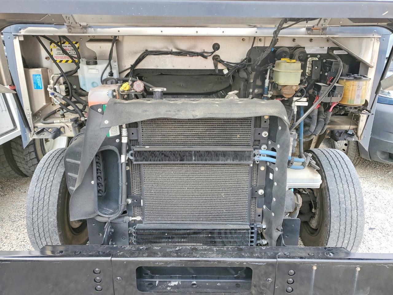 2020 Freightliner MT45G Chassis Delivery Truck