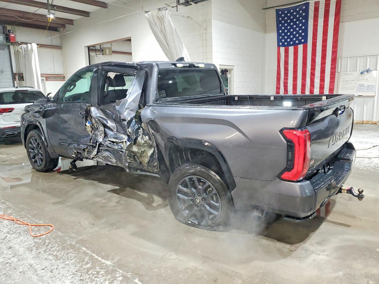 2025 Toyota Tundra Platinum