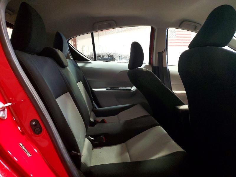 2014 Toyota Prius c