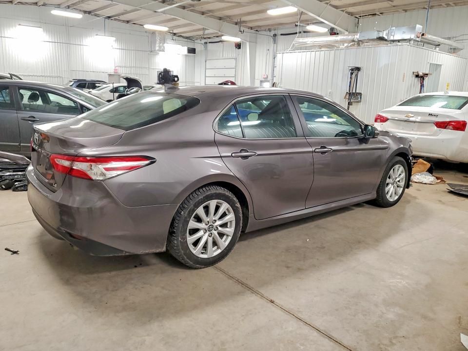 2020 Toyota Camry le