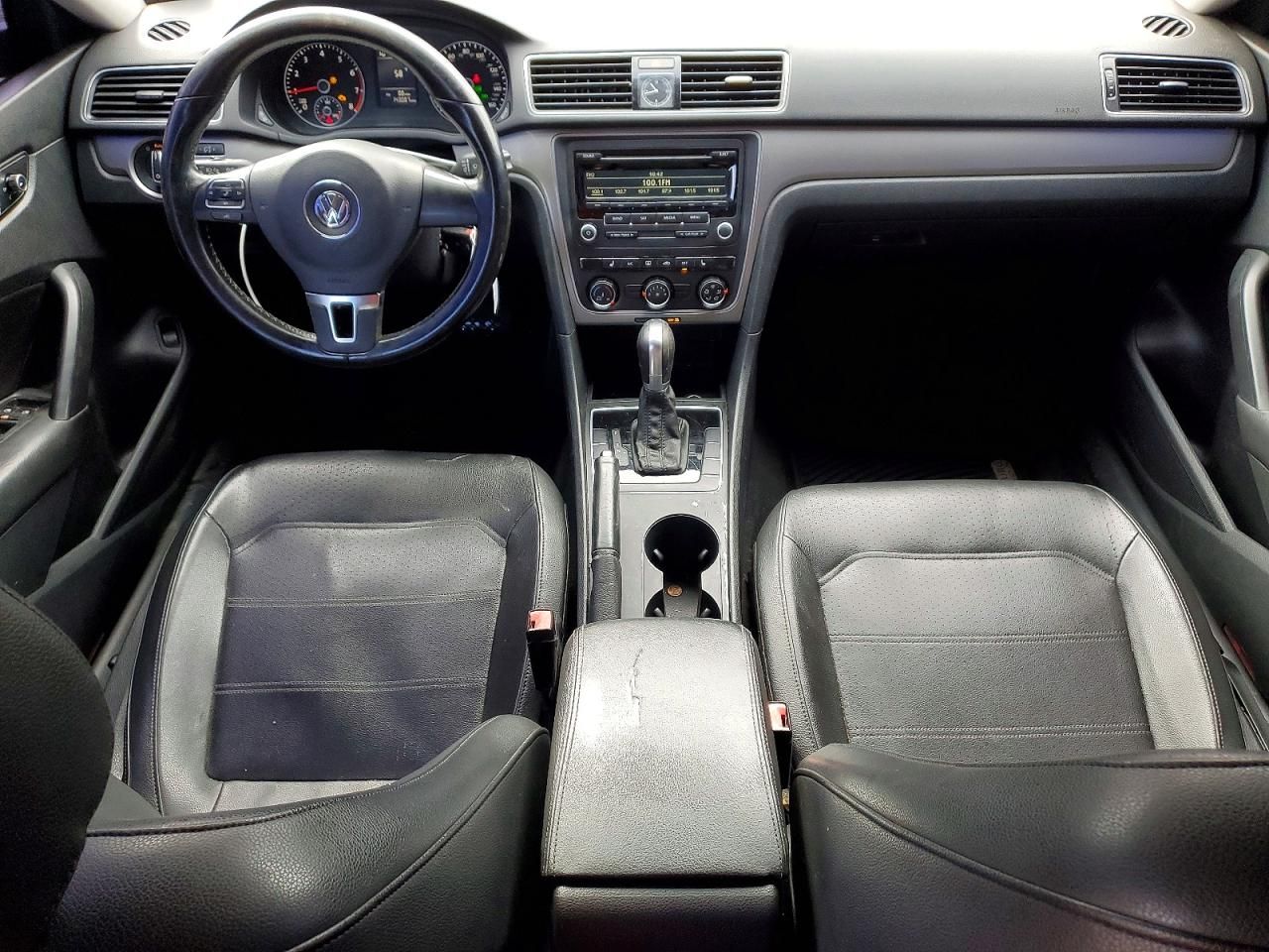 2015 Volkswagen Passat s