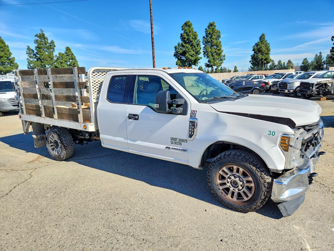 2018 Ford F350 Super Duty Flatbed Truck