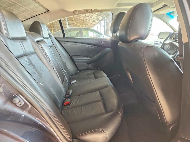 2012 Nissan Altima Base