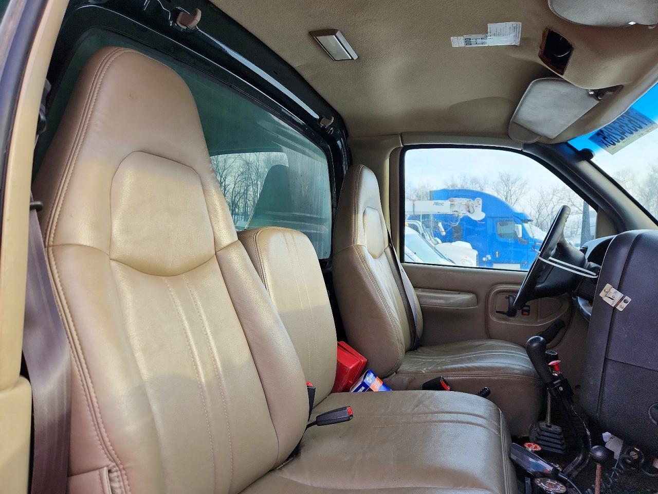2003 Chevrolet C6000 Dump Truck