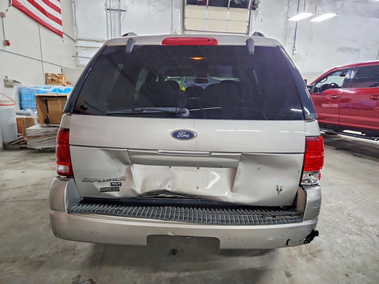 2004 Ford Explorer xlt