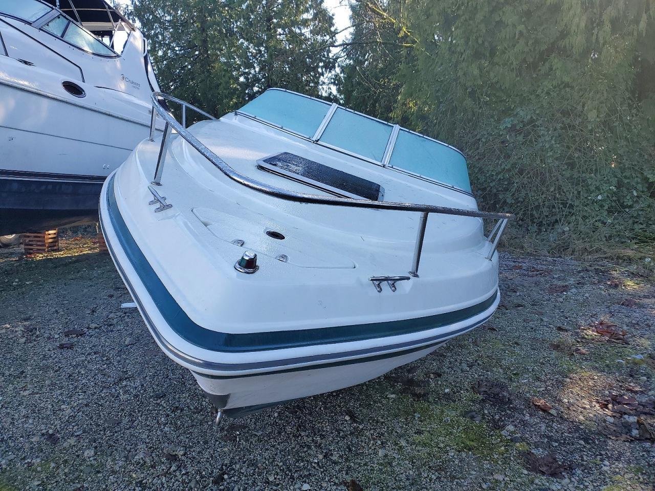 1996 Chaparral Boat
