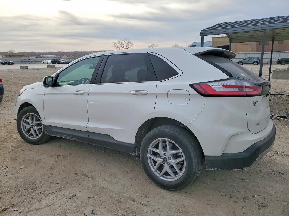 2022 Ford Edge sel