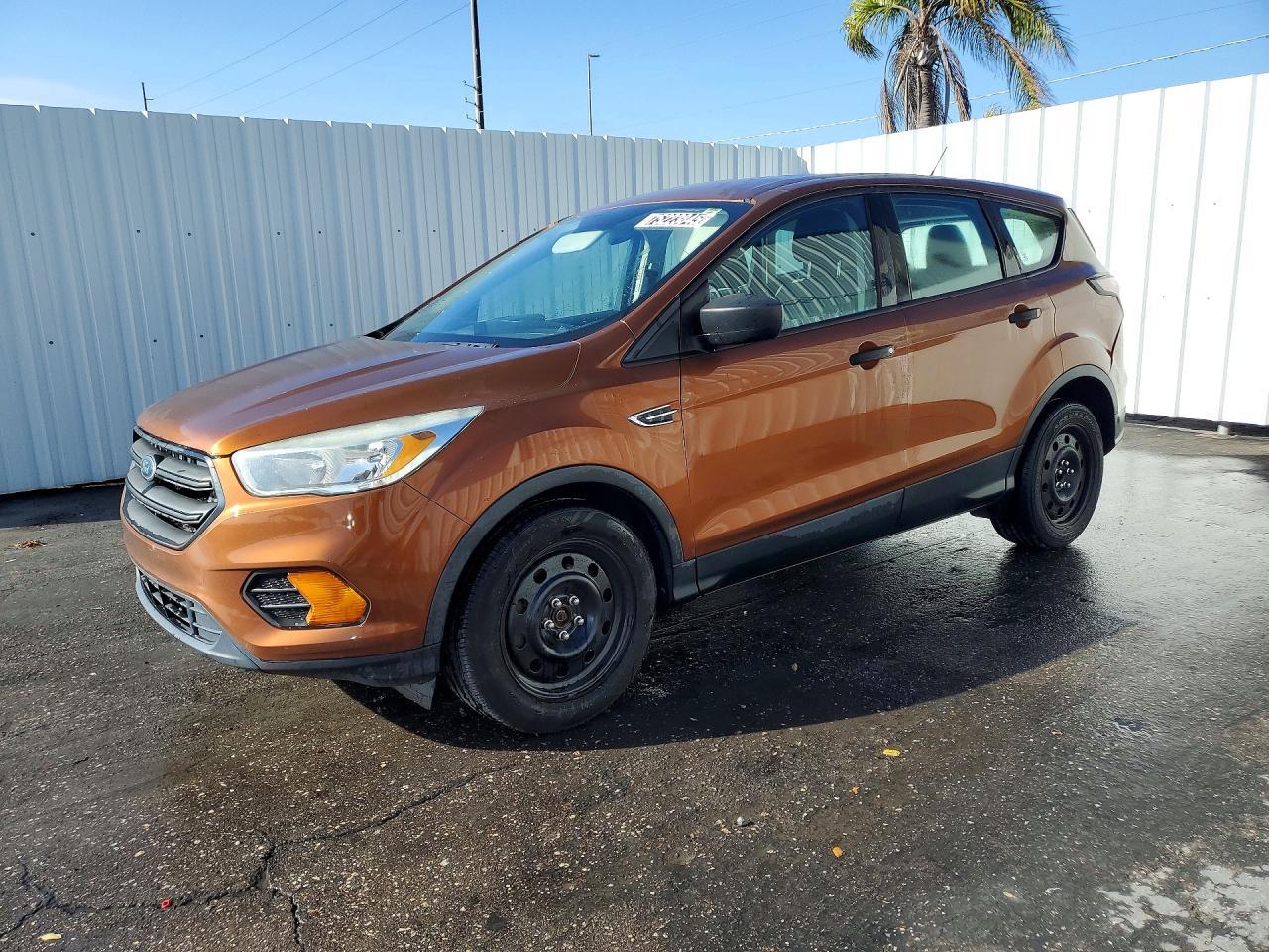 2017 Ford Escape s