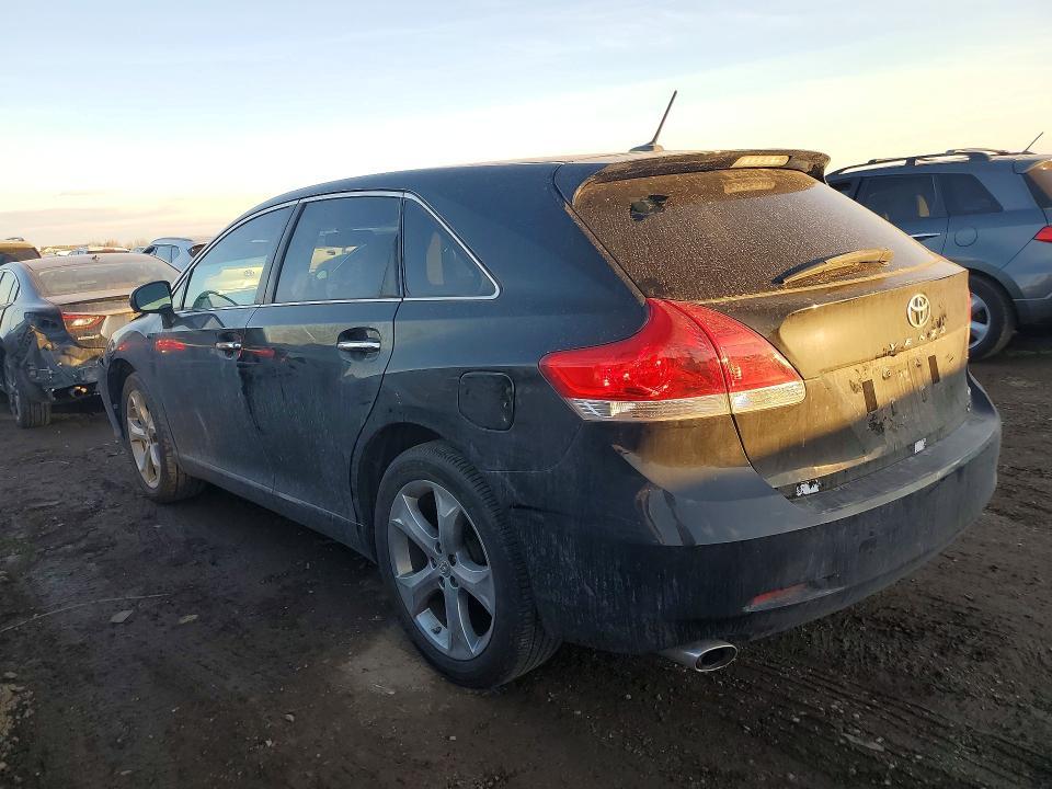2011 Toyota Venza awd V6