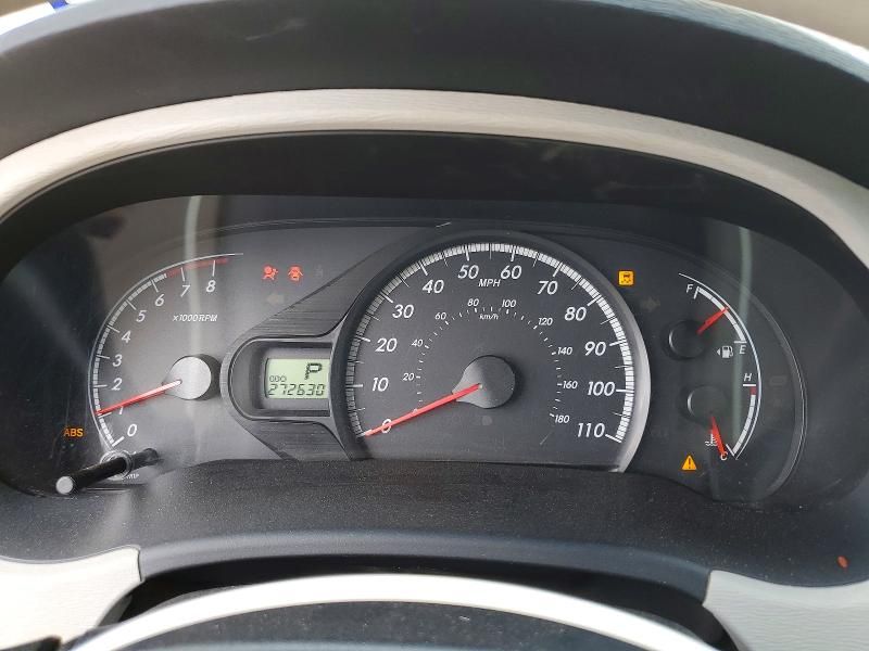 2011 Toyota Sienna le 8-passenger