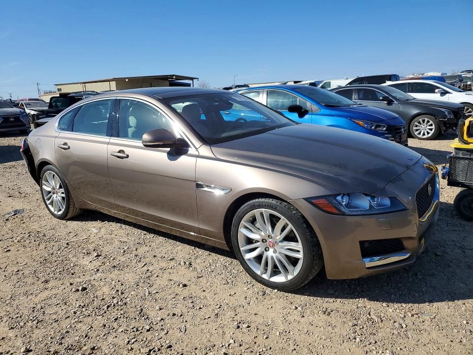 2016 Jaguar Xf Prestige