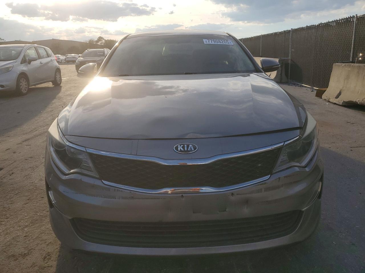 2017 KIA Optima lx