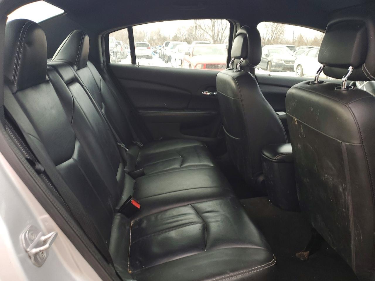 2012 Chrysler 200 Limited