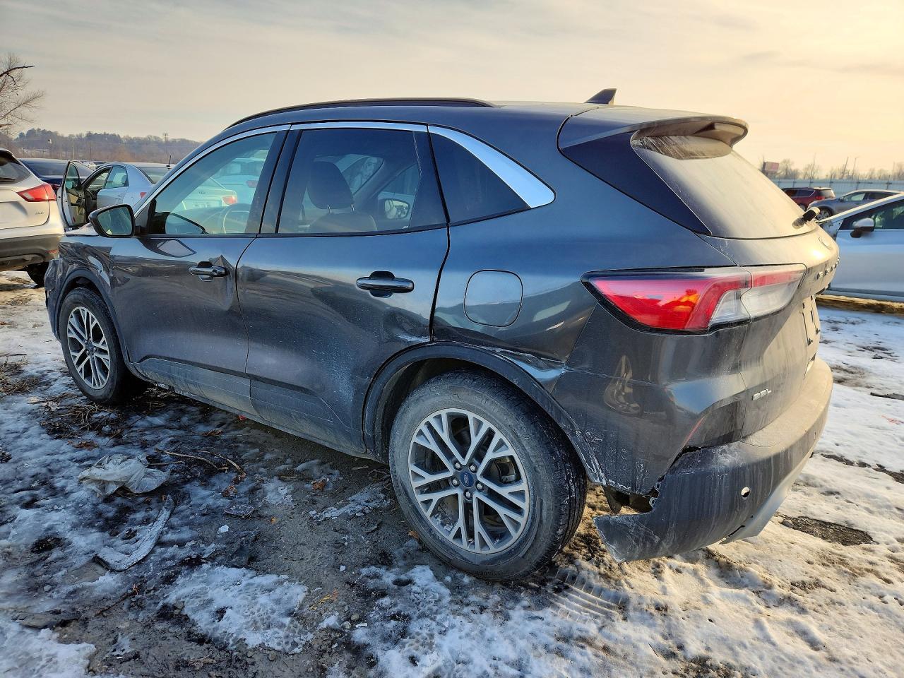 2020 Ford Escape sel