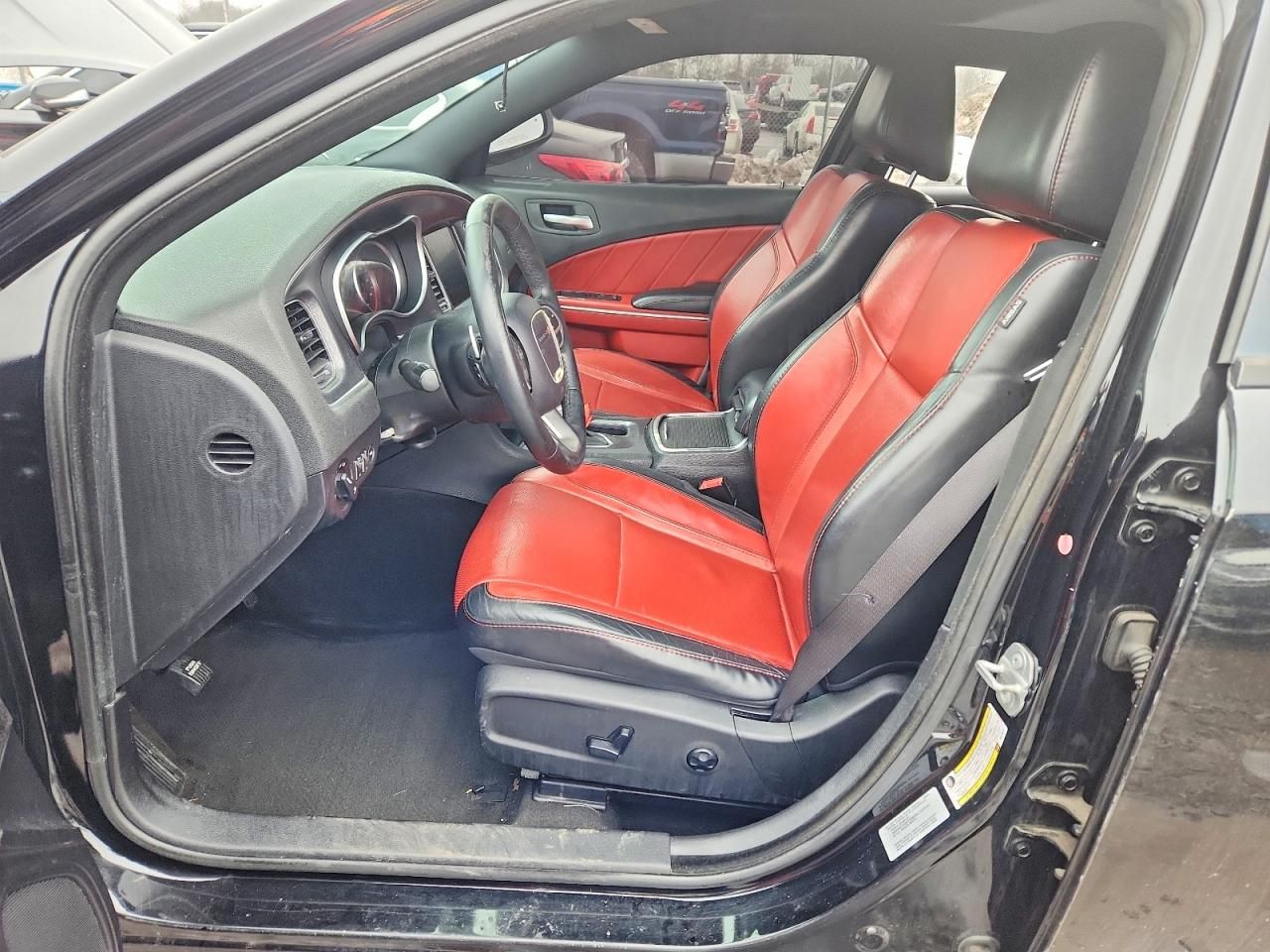 2016 Dodge Charger sxt