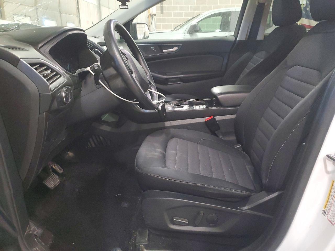 2020 Ford Edge se
