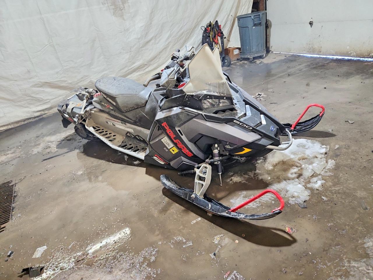 2015 Polaris 600 Switch