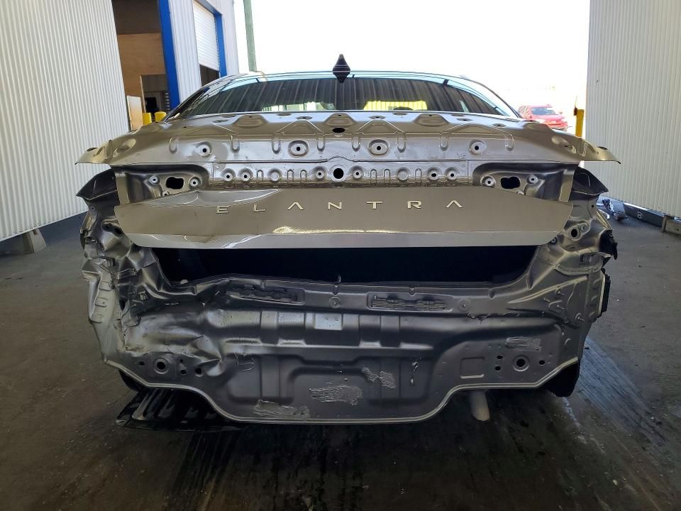 2025 Hyundai Elantra sel