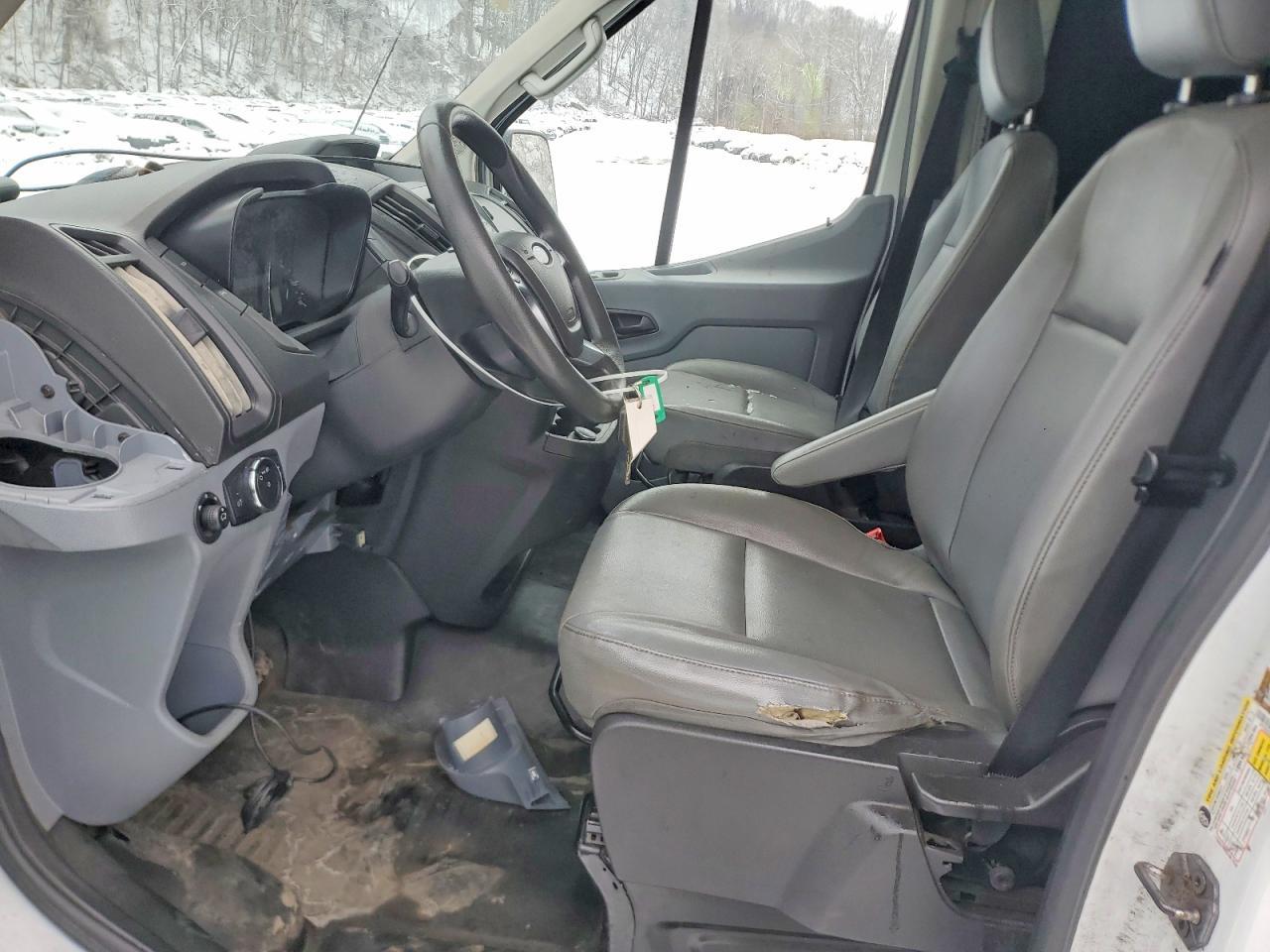 2018 Ford Transit van T-150 me