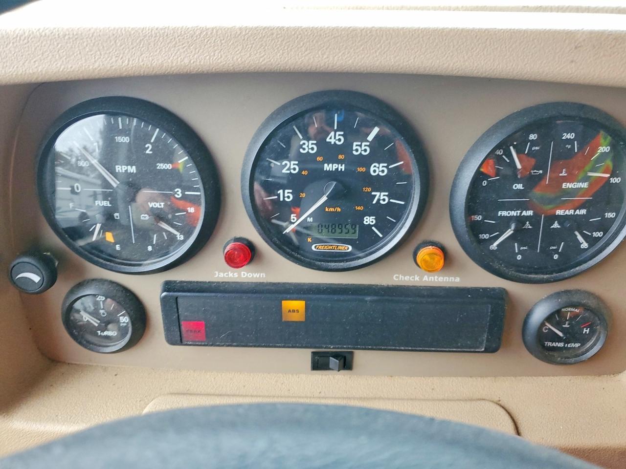 2004 Winnebago Vectra 40KD