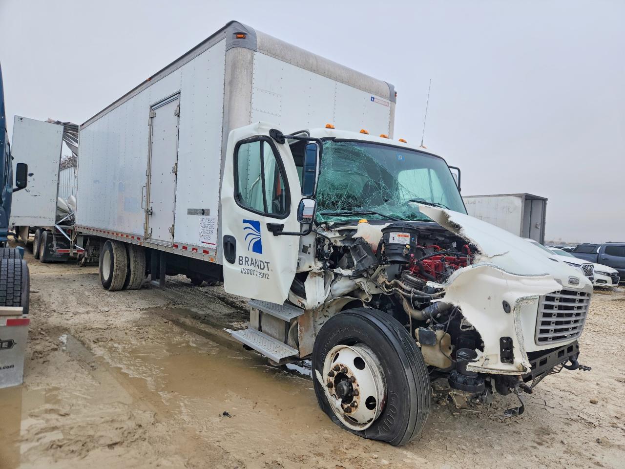 2019 Freigliner 2019 Freightliner Business Class M2 BOX Truck