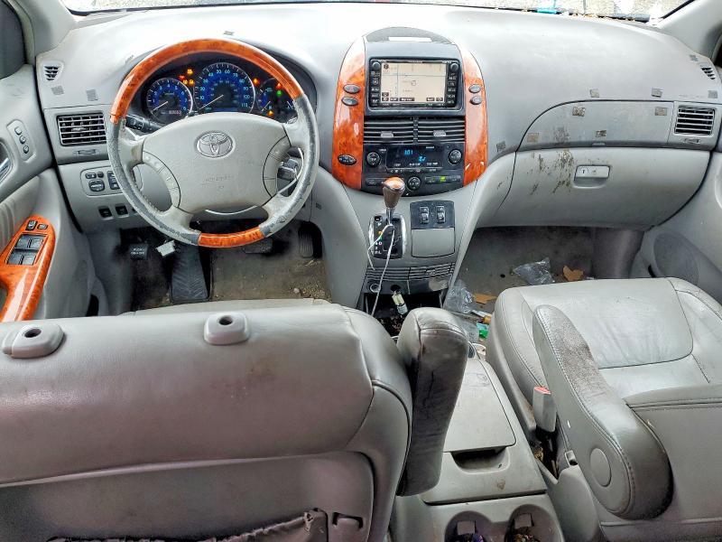2008 Toyota Sienna xle