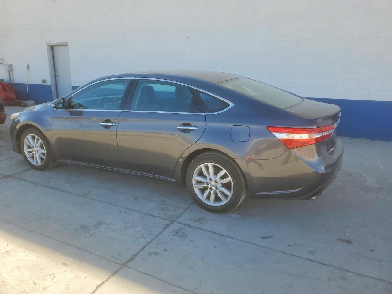 2013 Toyota Avalon Base