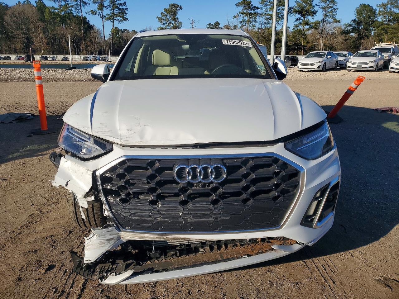 2025 Audi Q5 Premium Plus 45
