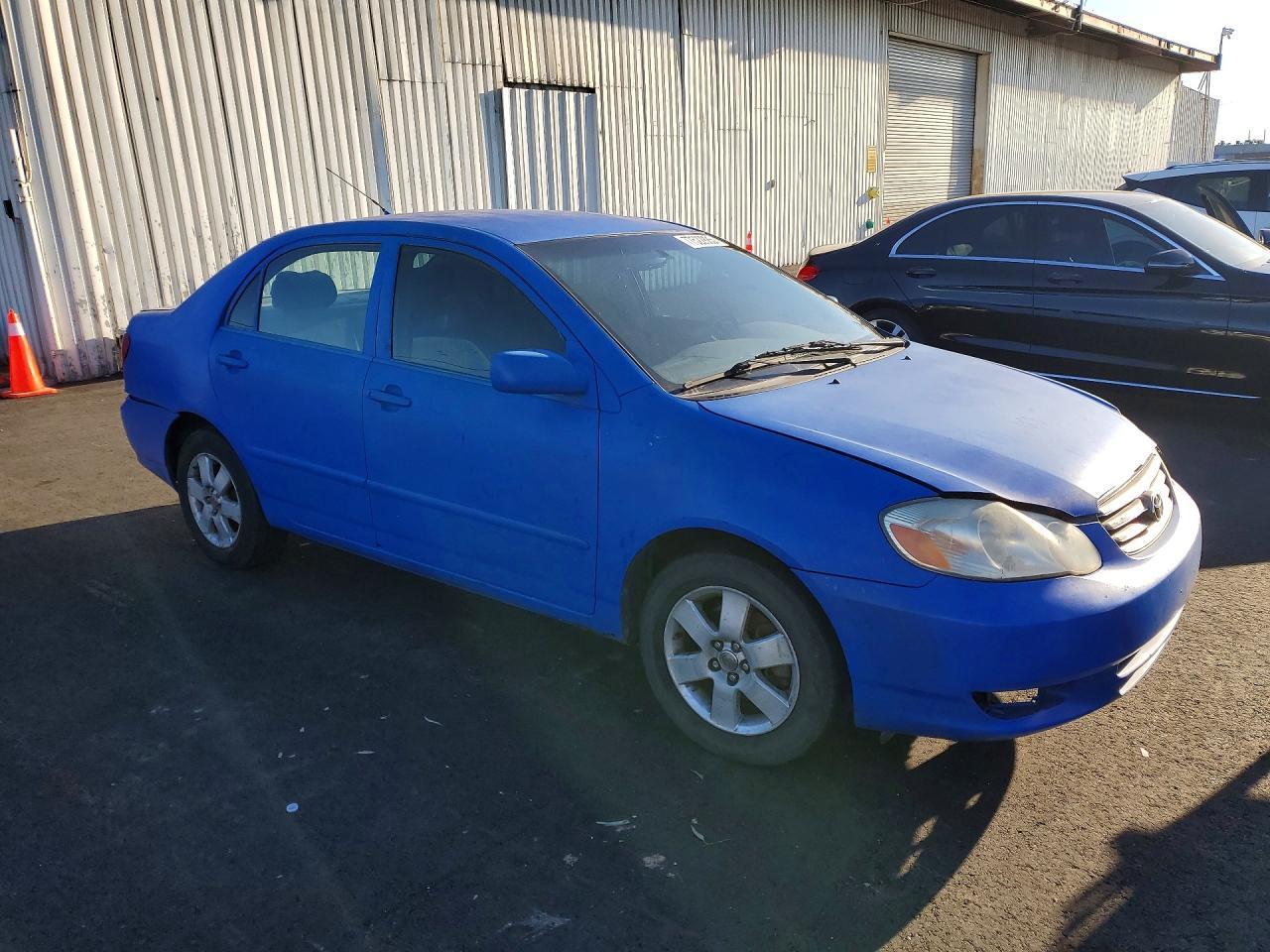 2004 Toyota Corolla ce