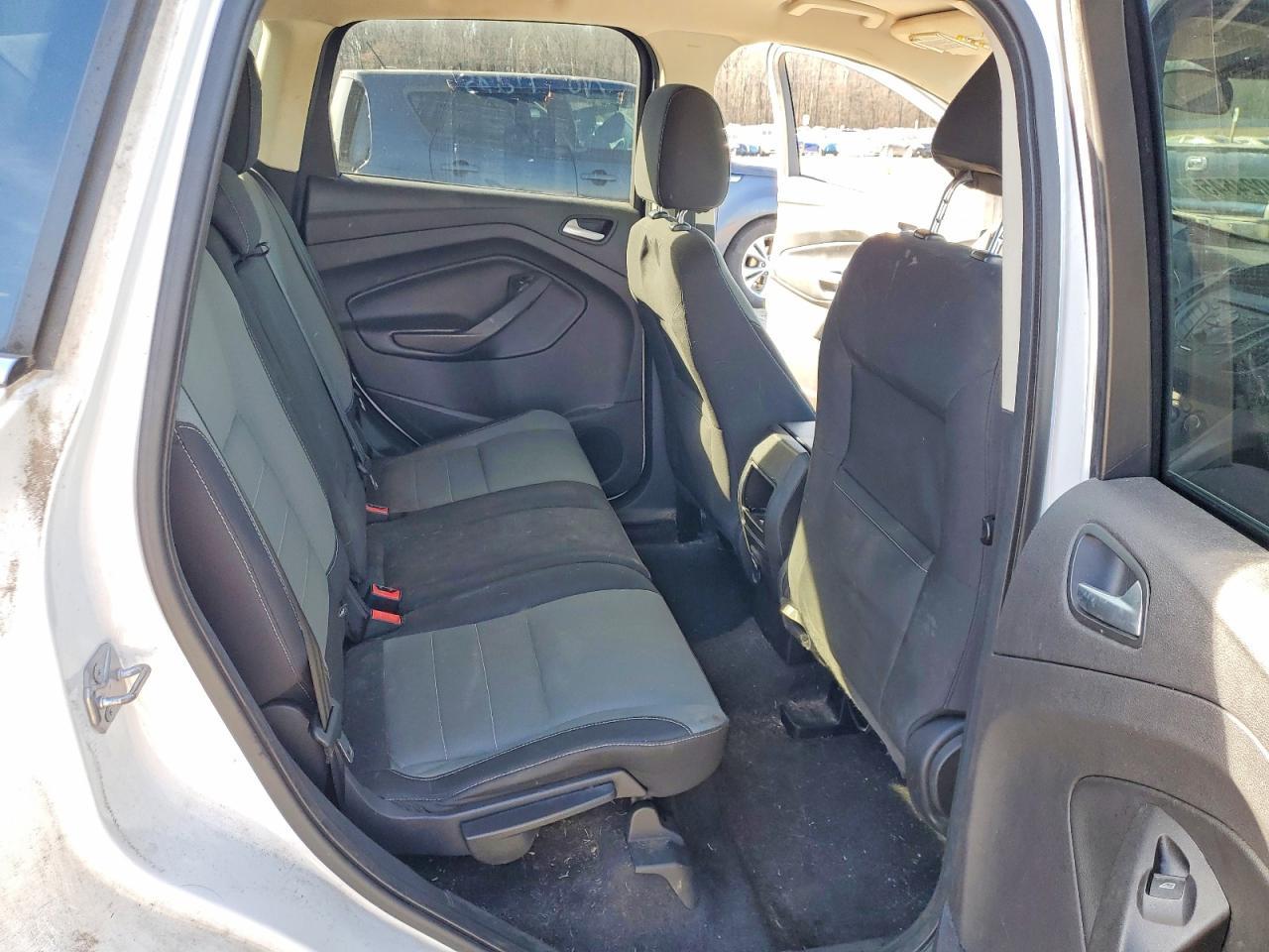 2016 Ford Escape se