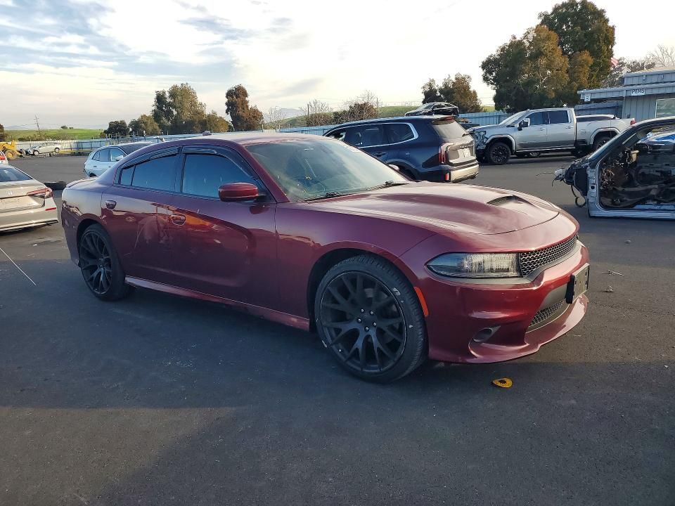 2018 Dodge Charger sxt Plus