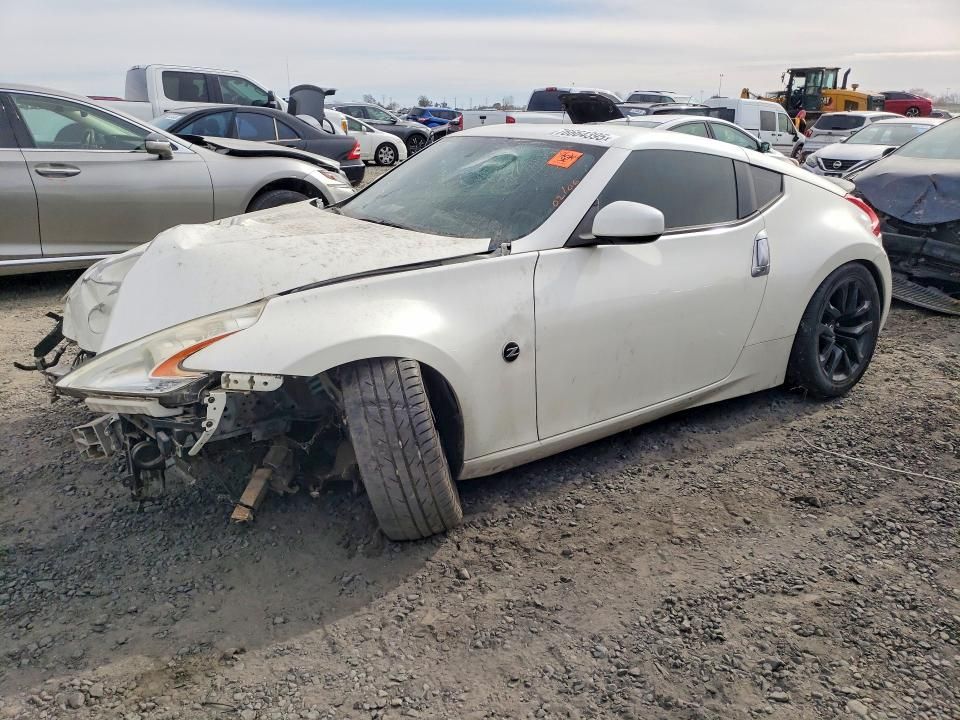 2016 Nissan 370z Base