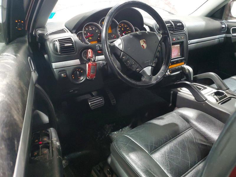 2005 Porsche Cayenne s