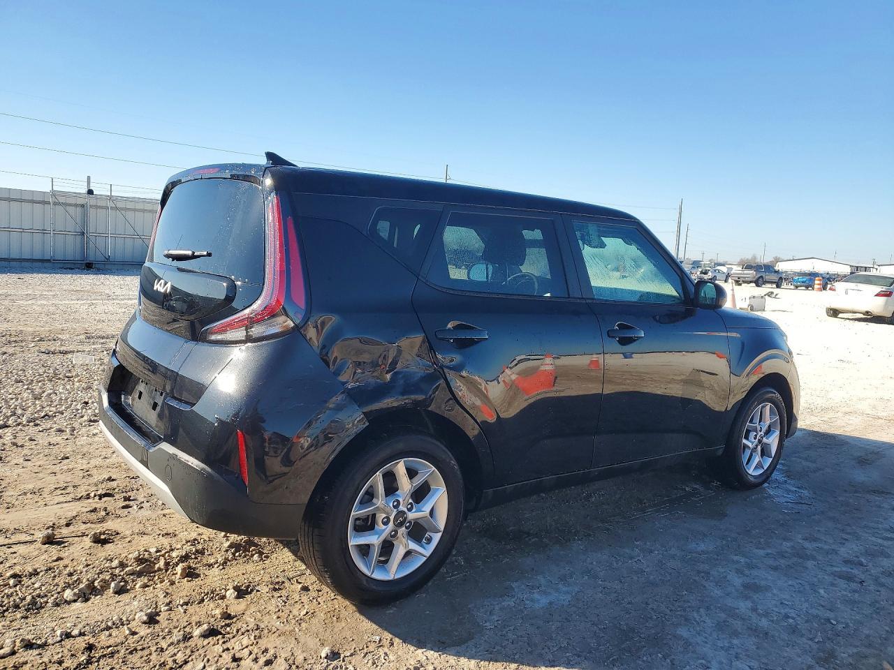 2025 KIA Soul lx
