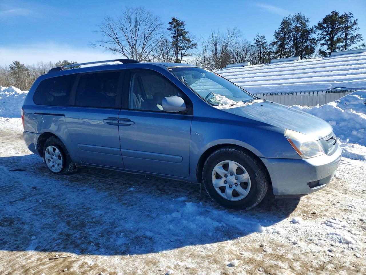 2010 KIA Sedona lx