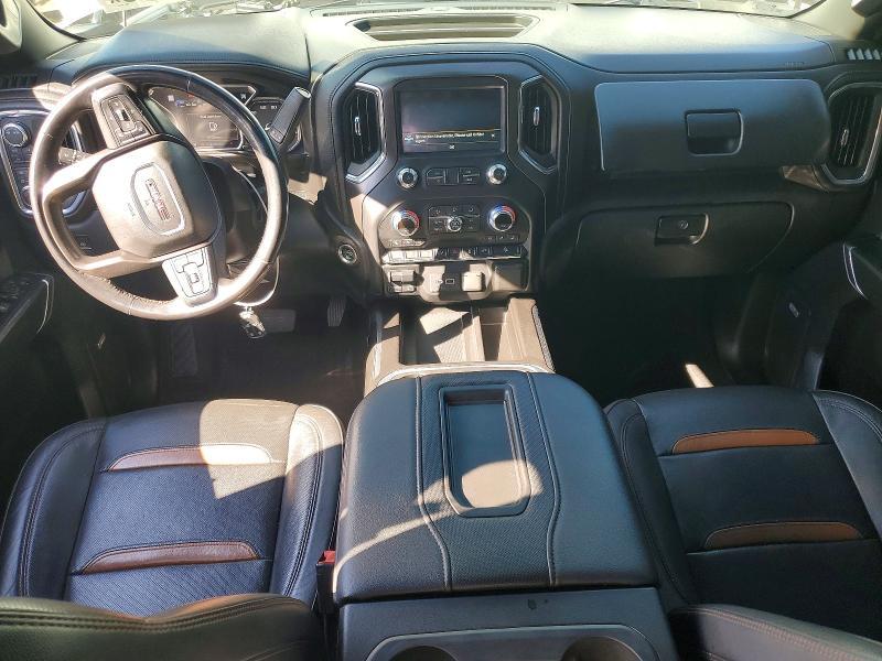 2021 GMC Sierra K2500 AT4