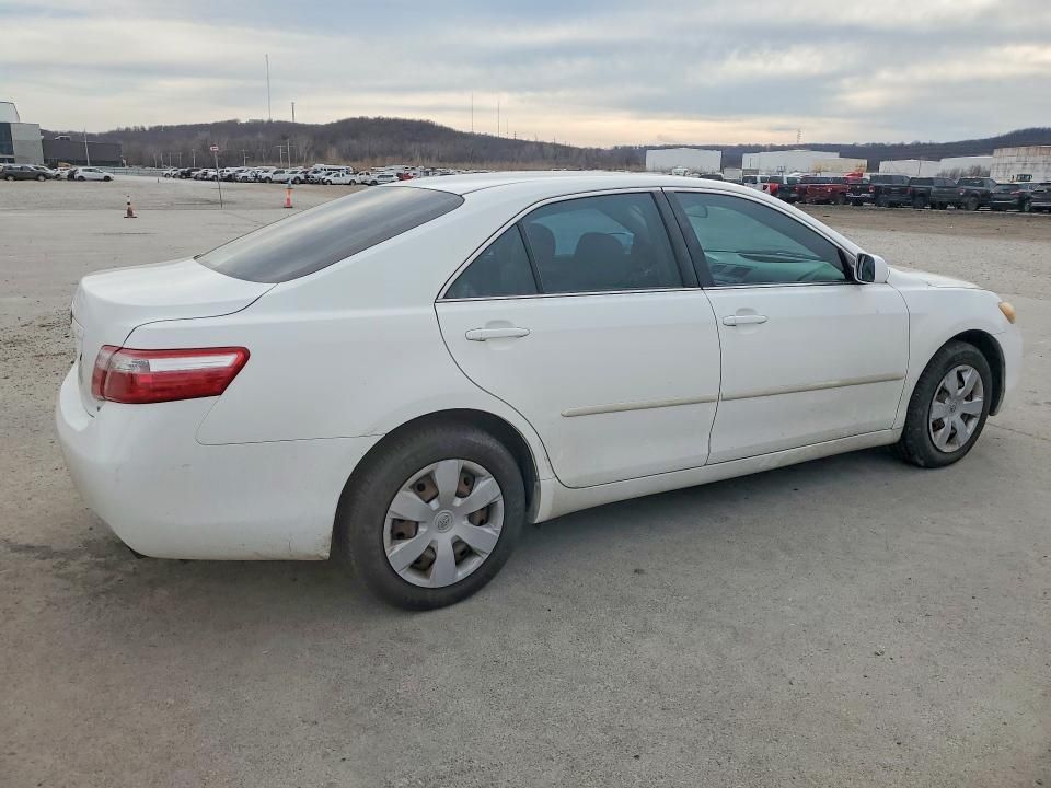 2009 Toyota Camry le