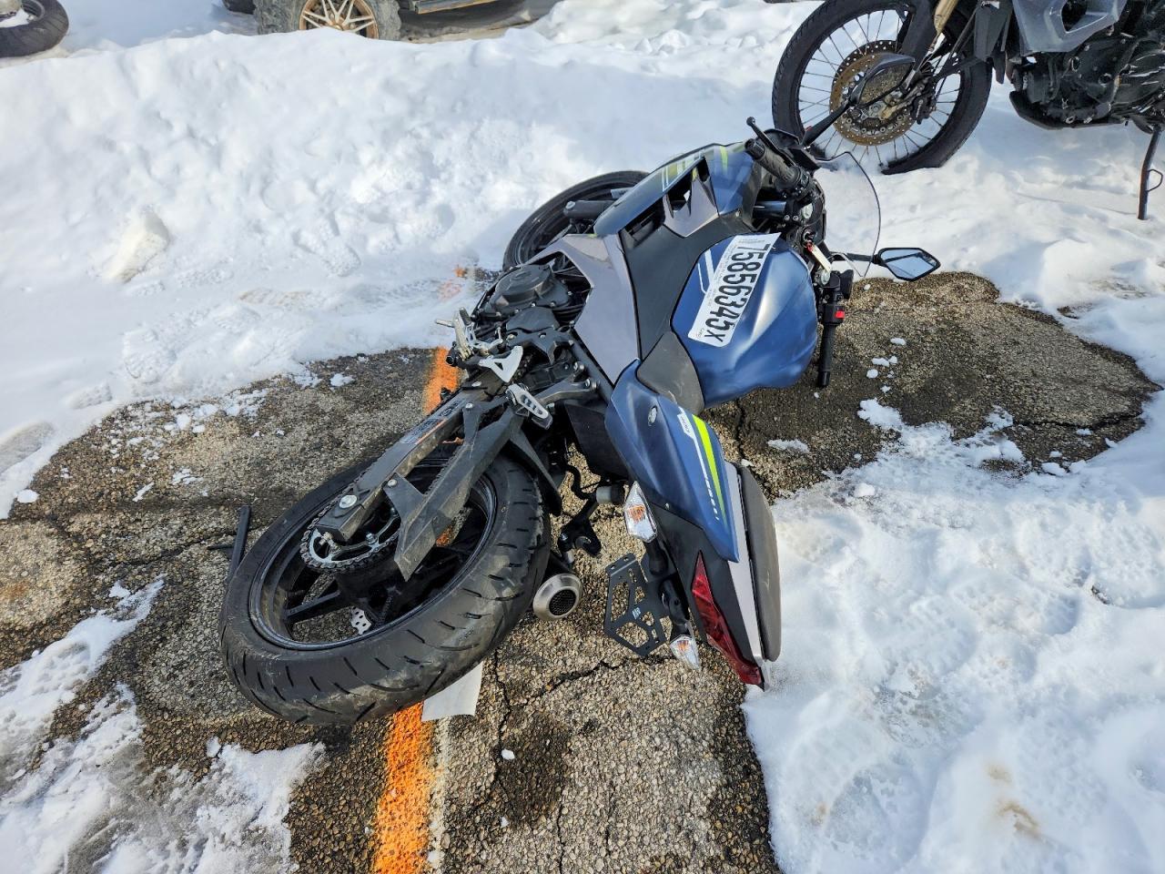 2022 Kawasaki EX400