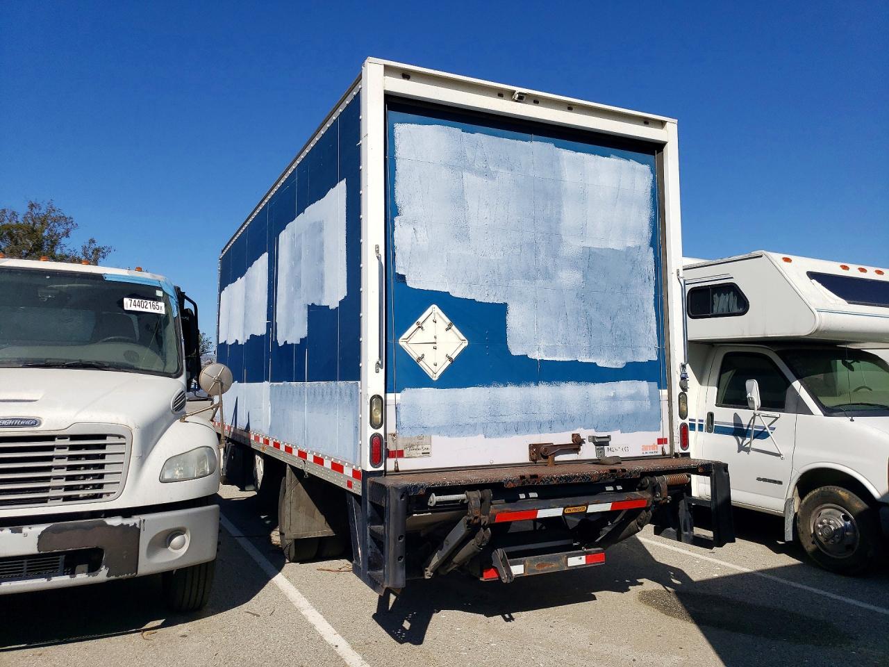 2017 Isuzu NRR